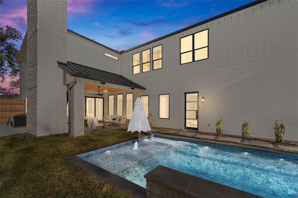 Broadvu - Residential