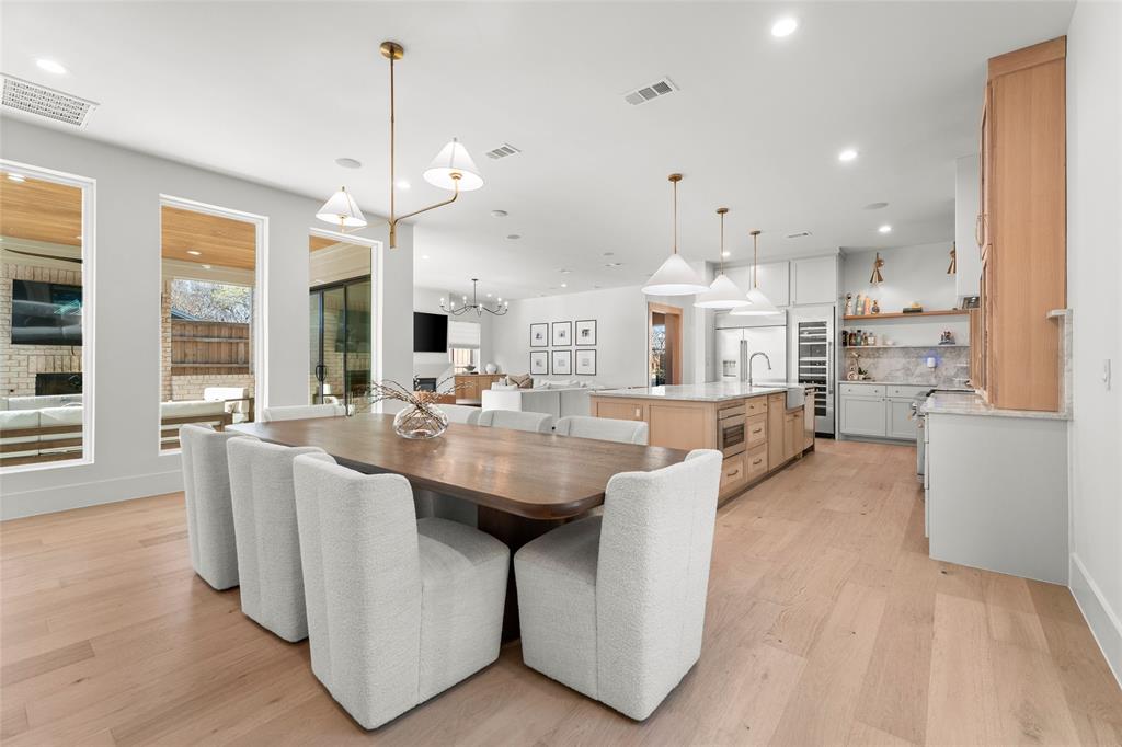 9000 Forest Hills Boulevard