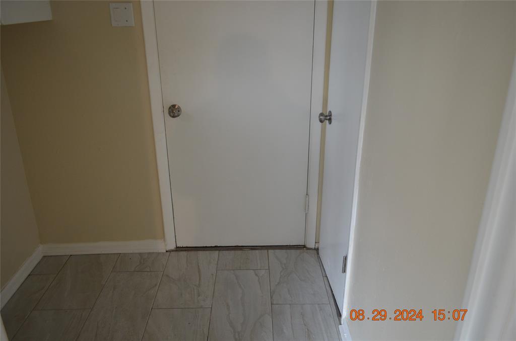 Glen Hills 02 - Residential