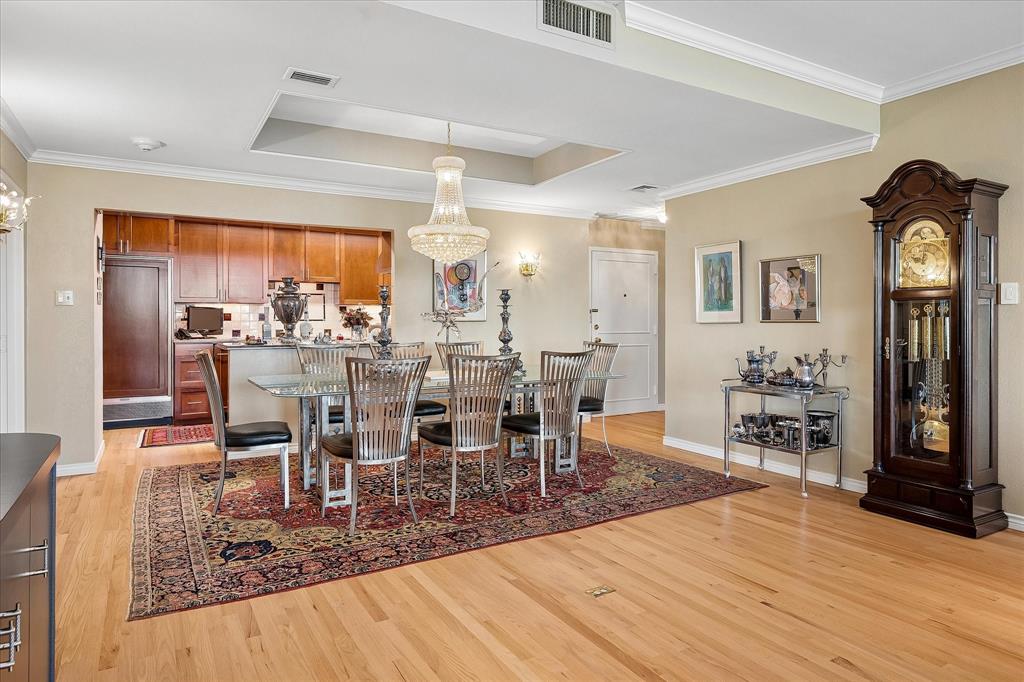 6335 W Northwest Highway 1117