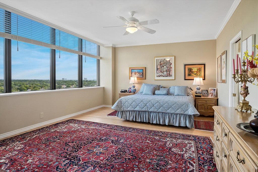 6335 W Northwest Highway 1117