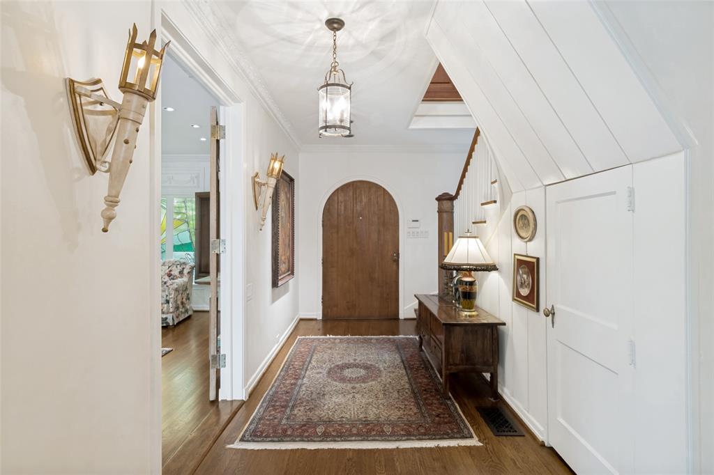 3624 Lovers Lane