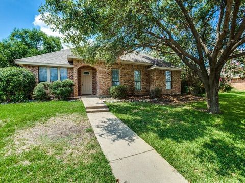 Photo of 103 Liberty Drive, Wylie, TX 75098 (MLS # 21255588)