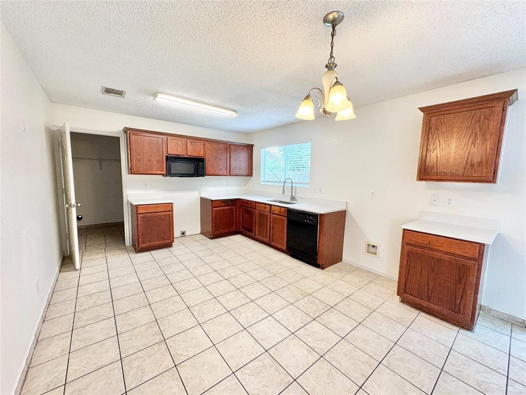 2708 Maegen Circle