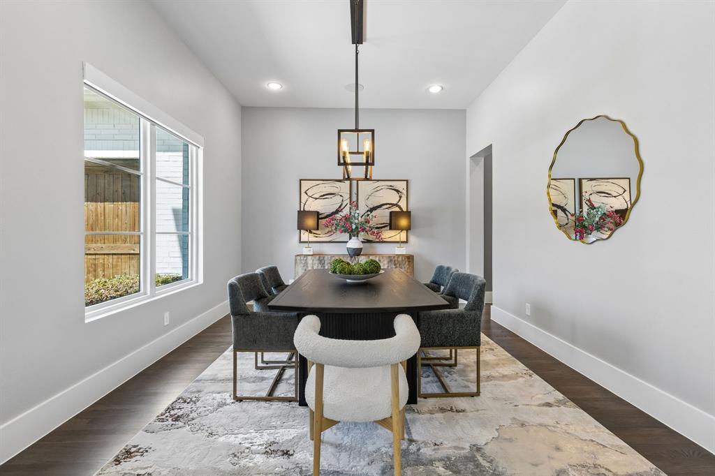 6917 Valley View Lane