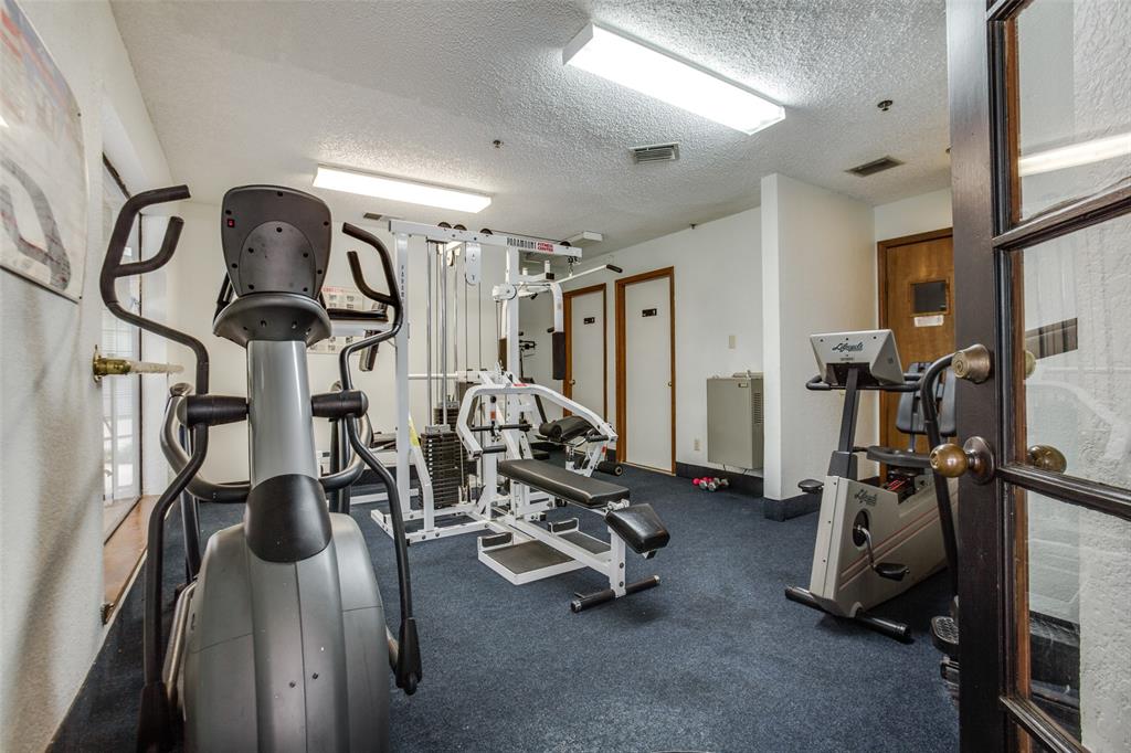 Lovers Lane Condos Ph 01 04 - Residential