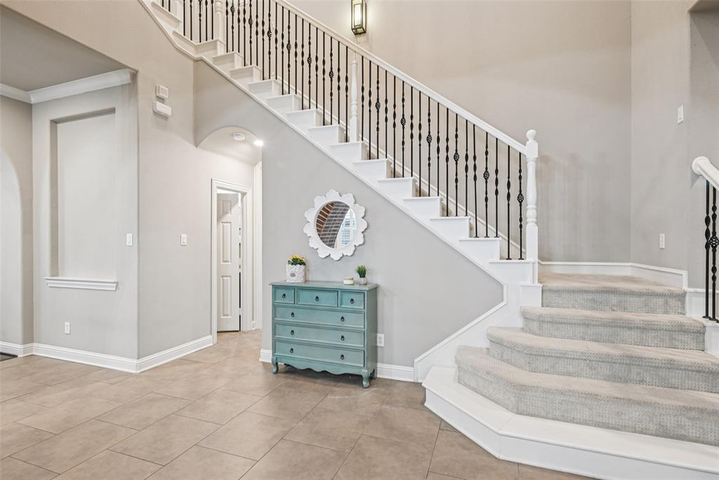 Dallas, Texas 75218, United States, 4 Bedrooms Bedrooms, ,3 BathroomsBathrooms,Residential,Active,223539