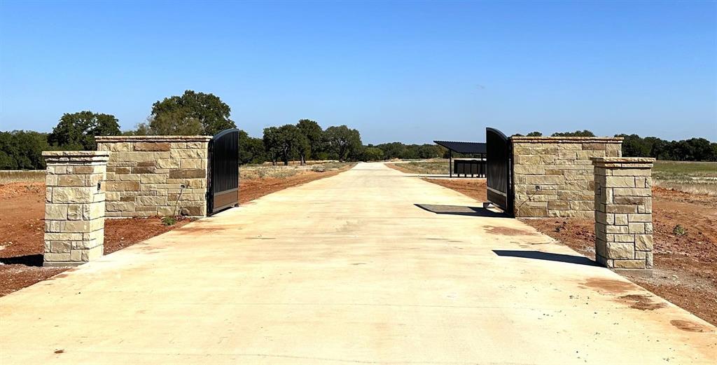 5020 Willow Oak Court