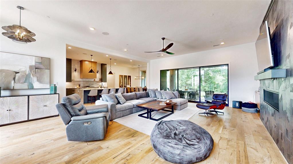 1451 Sunset Point Drive