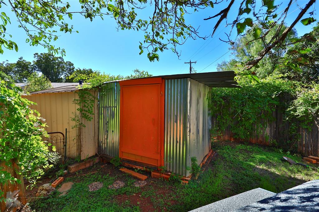 Elmwood West - Residential