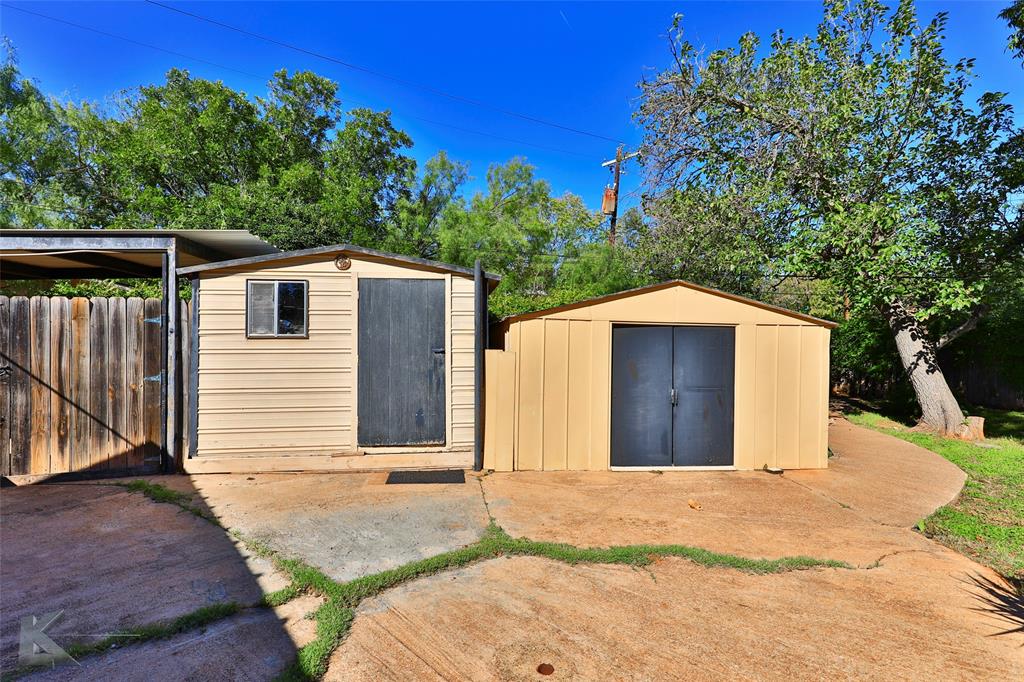 Elmwood West - Residential