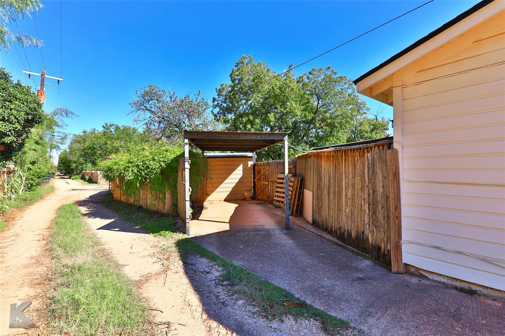 Elmwood West - Residential