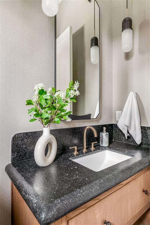 NORTH RIDGE ESTS - Residential