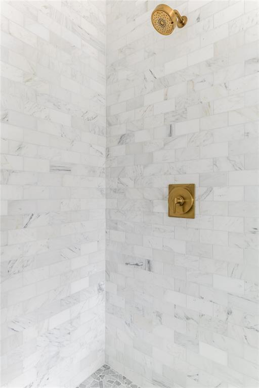 NORTH RIDGE ESTS - Residential