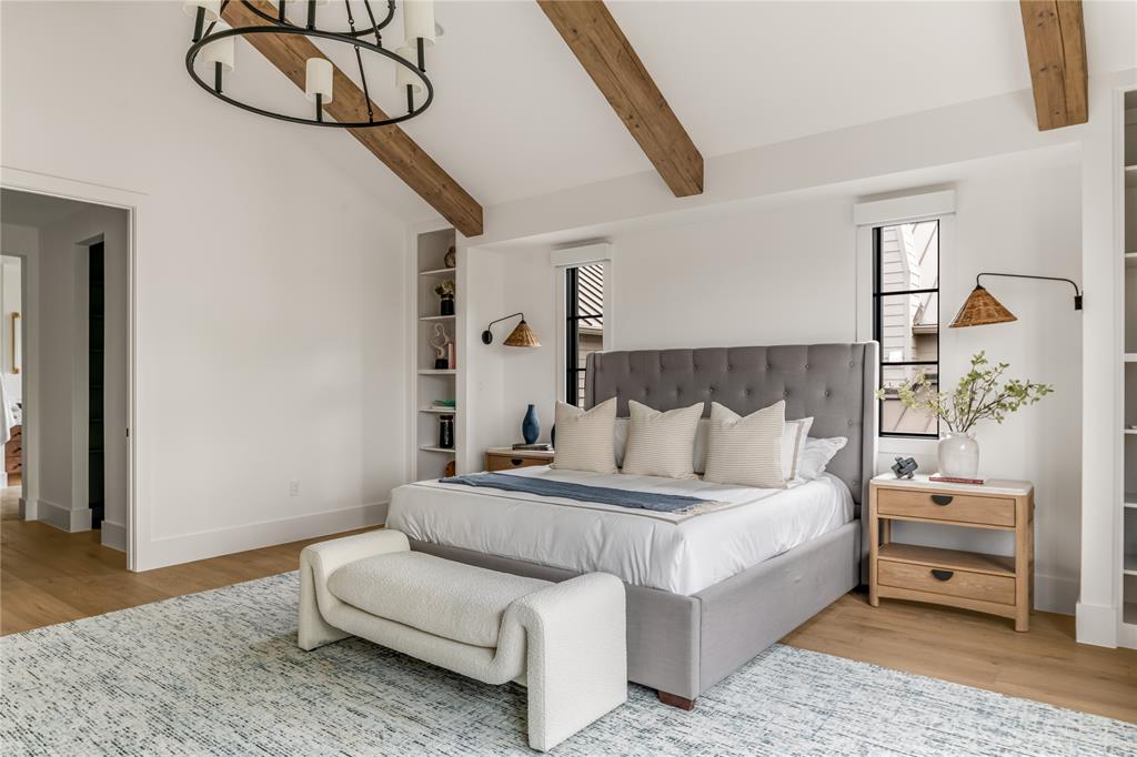 NORTH RIDGE ESTS - Residential