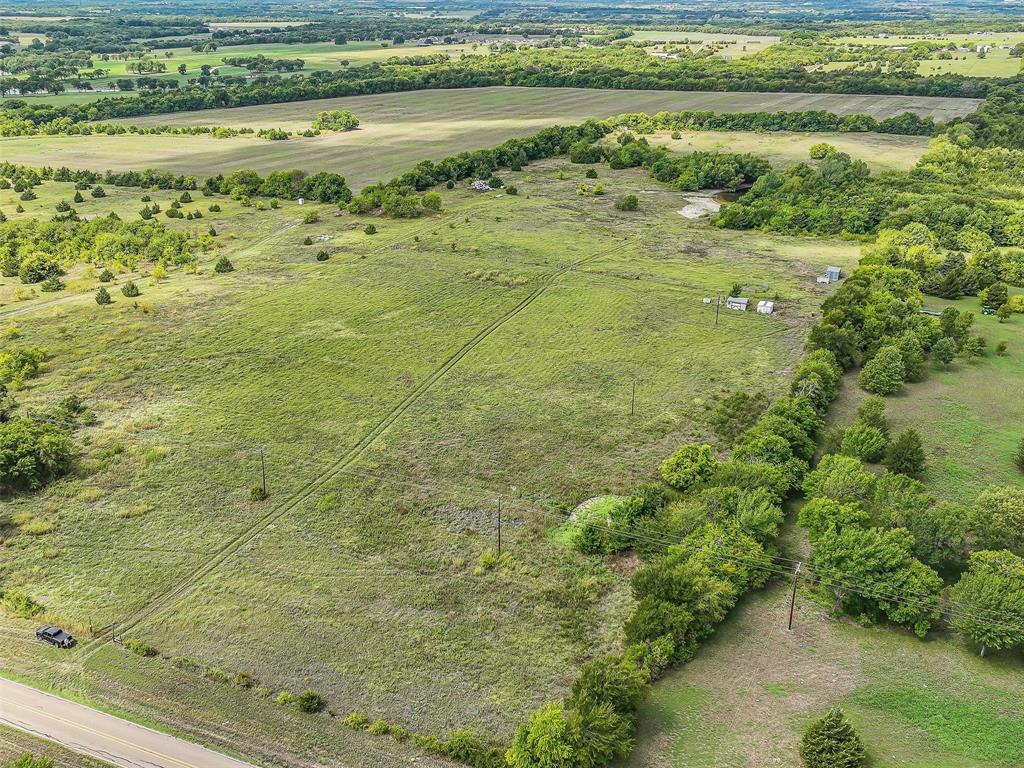 FREELAND KYLE - Land