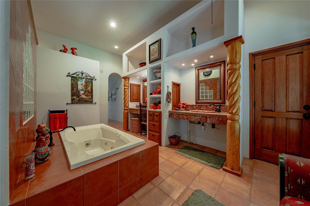 8414 County Road 3907