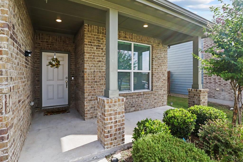 2994 Cedeno Drive - Photo 2