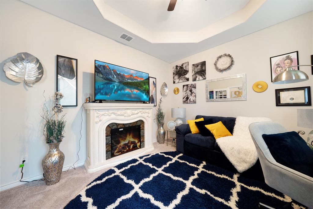 129 Colonial Drive