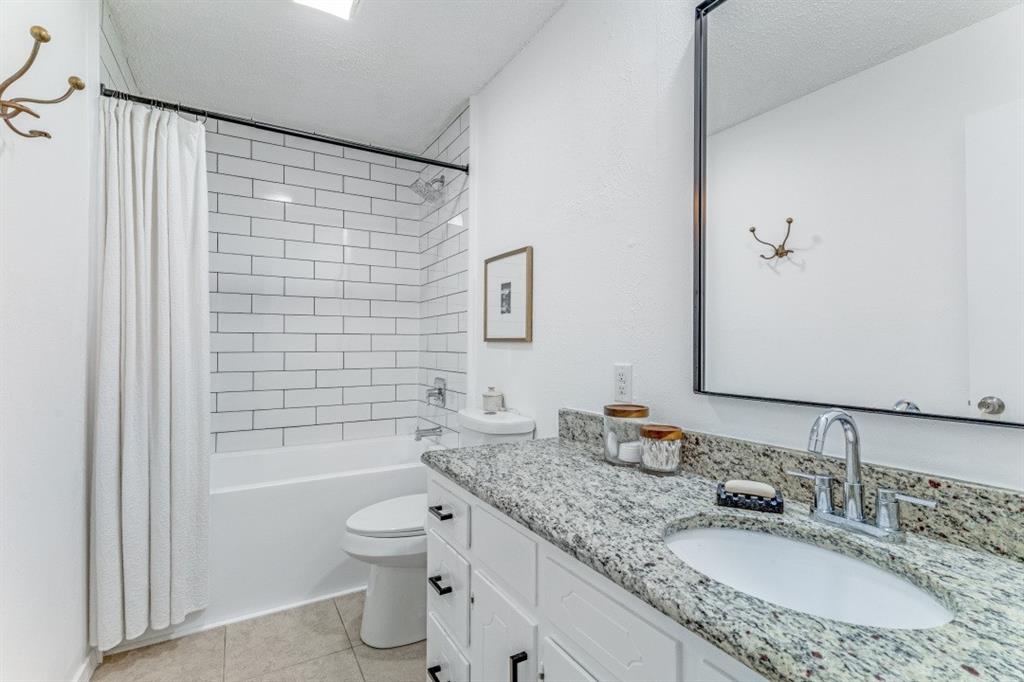 Lake Country Estates Add - Residential