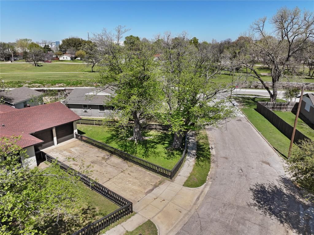 Photo of 2707 Judy Drive, Mesquite, TX 75149 (MLS # 21216083)