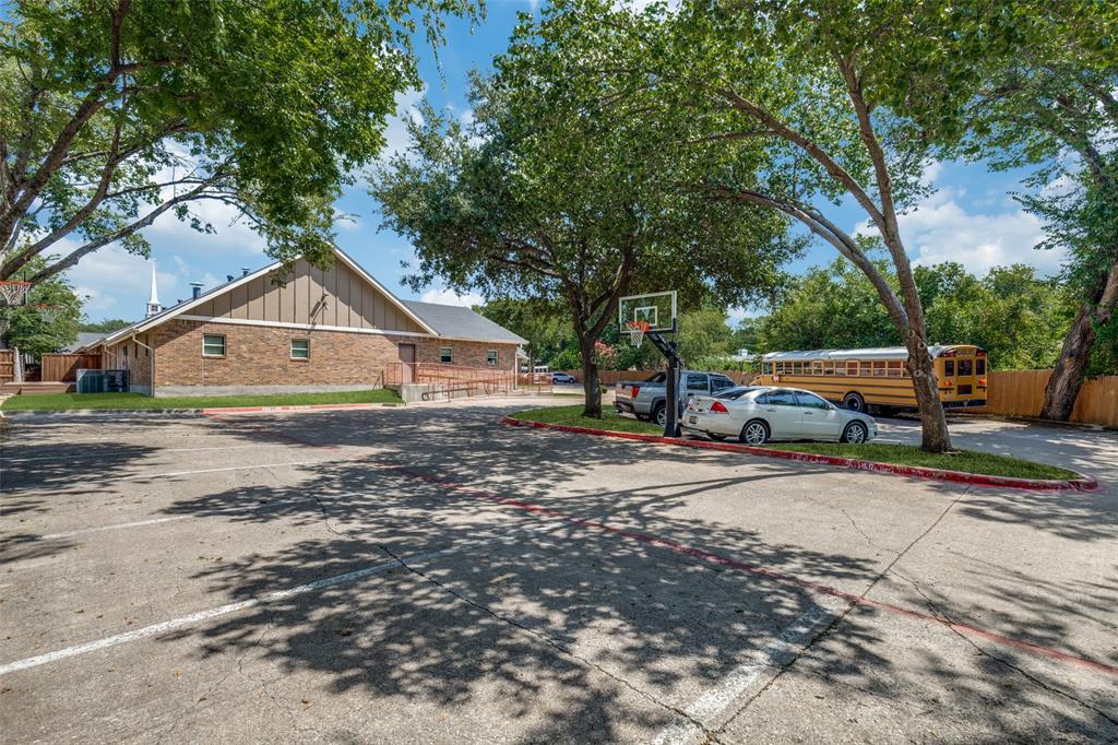 Stults Rd - Commercial Sale