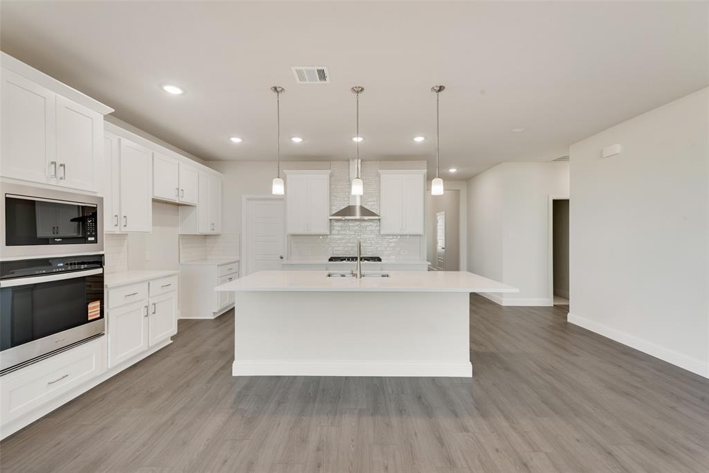 3264 Cross Shore Drive