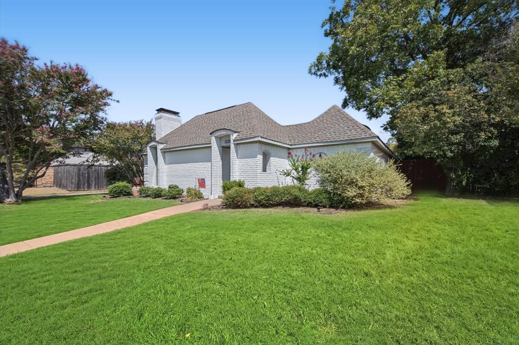 3220 Bandolino Lane