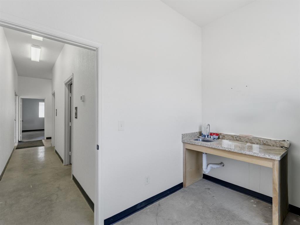 Fastenal Add - Commercial Sale