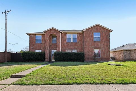 658 Bluechalk Drive Cedar Hill TX 75104