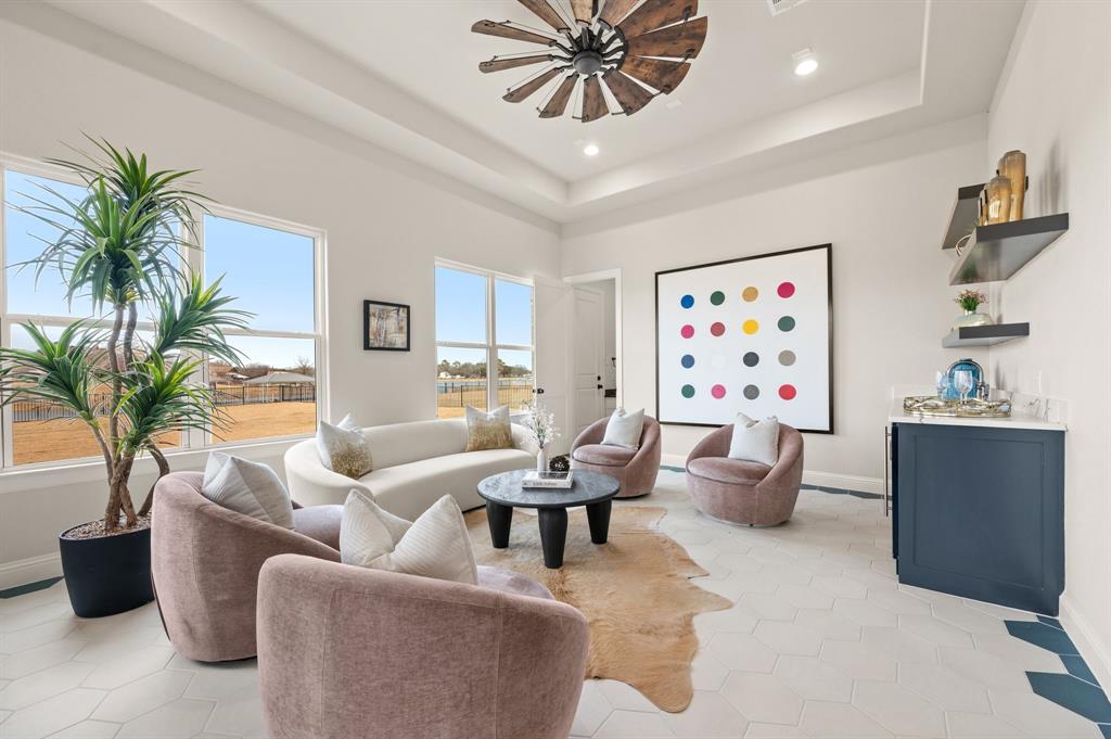 Laguna Bay - Residential