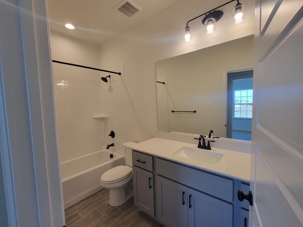 Summer Crest - Residential