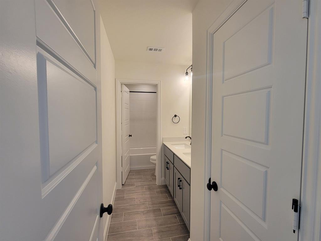 Summer Crest - Residential