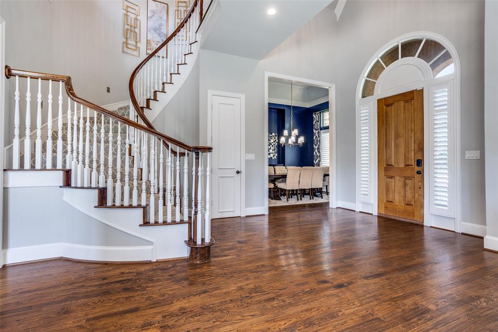 5928 Carnegie Lane