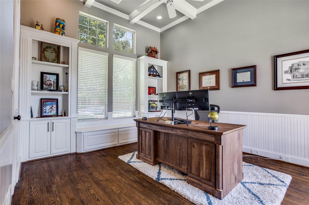 5928 Carnegie Lane