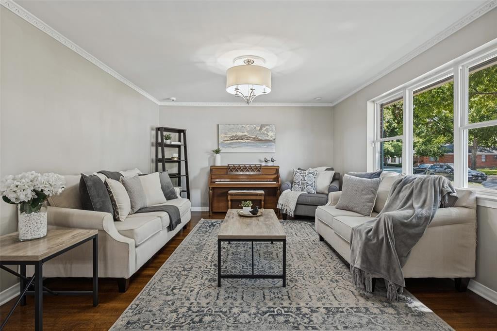 2535 Dorrington Drive