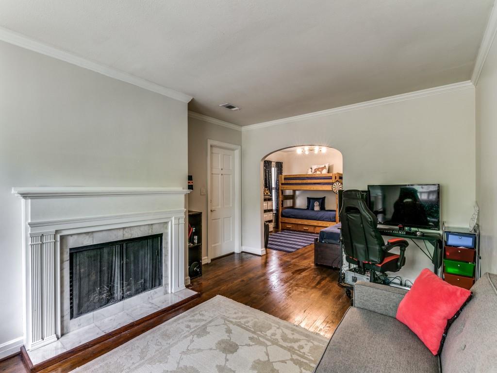 Highland Park High School - Residential Income