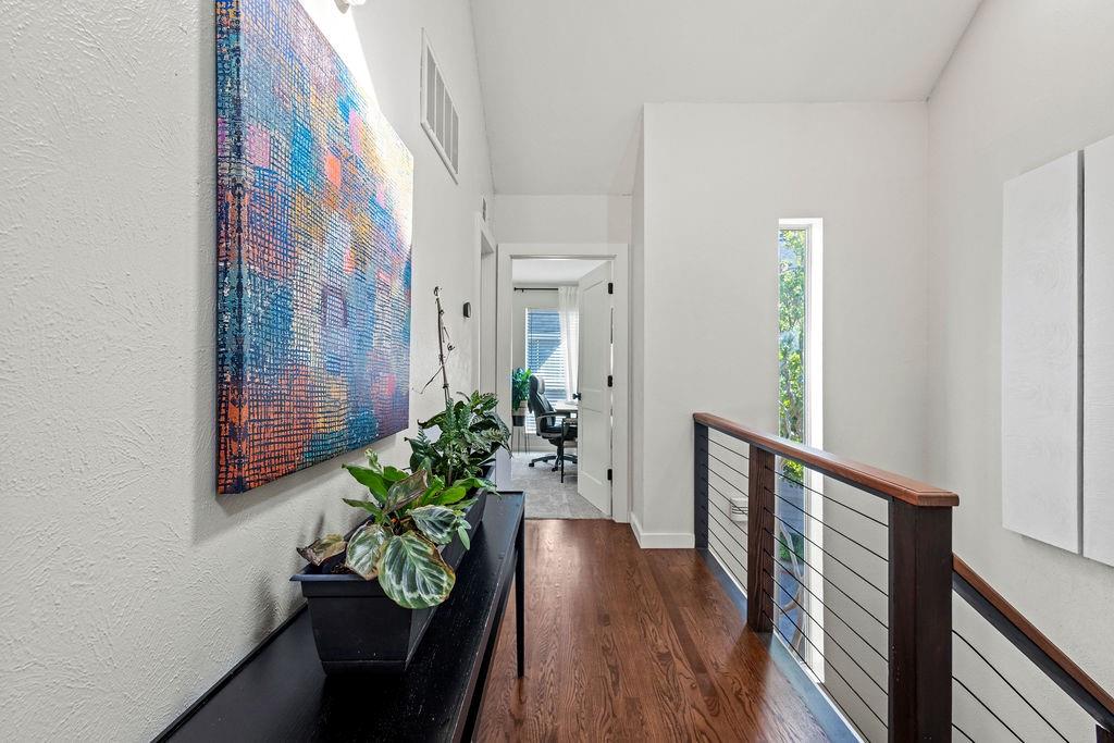 Treetops II Condos Bldg 10 - Residential Lease