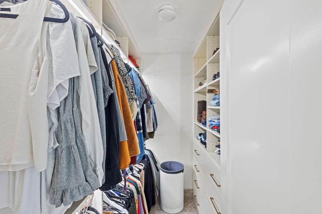 Treetops II Condos Bldg 10 - Residential Lease