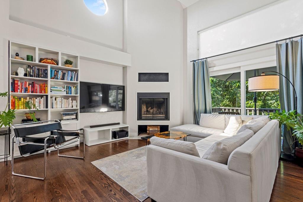 Treetops II Condos Bldg 10 - Residential Lease