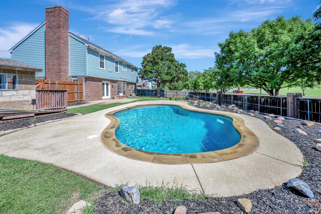 8000 Crazy Horse Lane