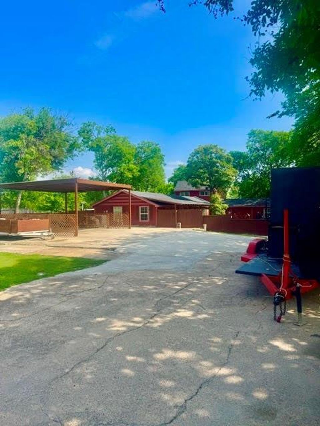 Photo of 9619 Santa Monica Drive, Fort Worth, TX 76116 (MLS # 21252627)