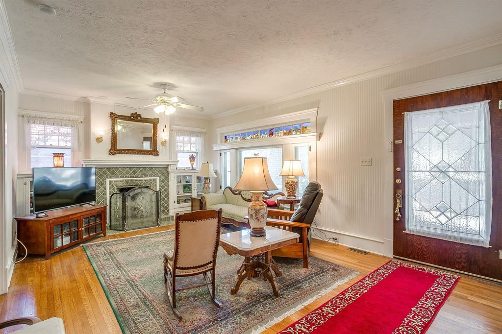 2135 Pembroke Drive