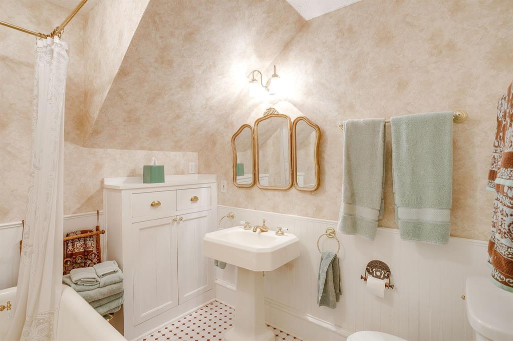 Cheltenham - Residential