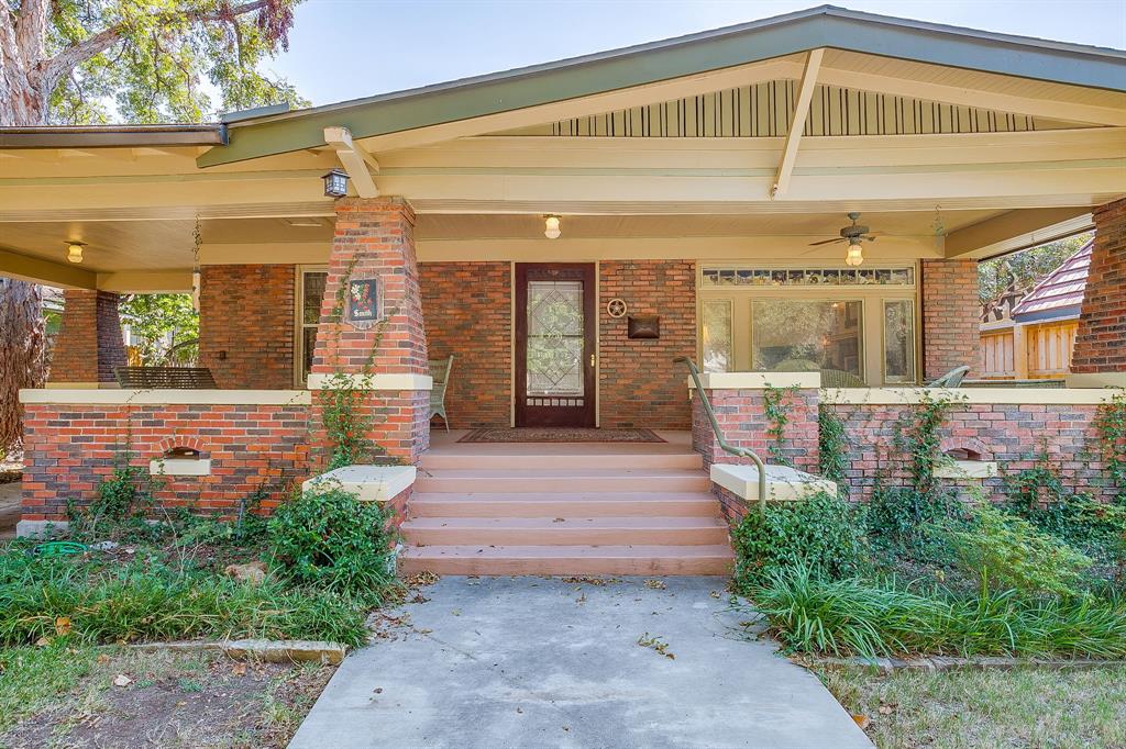 2135 Pembroke Drive