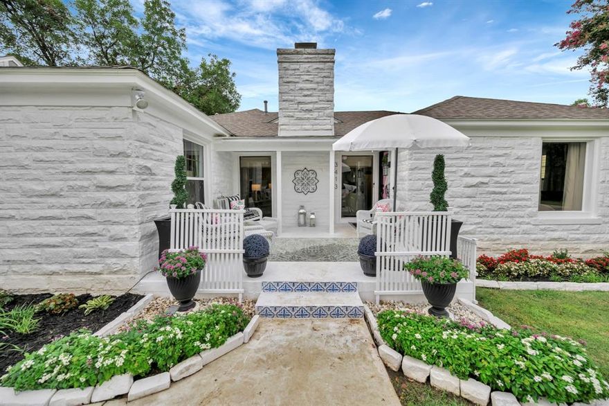 FULLY FURNISHED and truly TURNKEY, this charming lease opportunity is located just two blocks from the campus of Texas Christian University, offering exceptional access to the TCU lifestyle. Thoughtfully updated while honoring the character of its original era, this inviting home features 4 bedrooms and 2 full bathrooms, with a flexible 4TH bedroom that can easily function as a second living area, oversized office, or study space.
The home is filled with natural light from large windows and showcases a beautiful fireplace anchoring the main living area. A spacious dining area is perfect for everyday living or entertaining. Recent updates include fresh interior paint and newly refreshed landscaping in 2025, creating a clean, welcoming feel throughout. The primary suite offers a spa-like retreat with a large double-jet soaking tub. The backyard is exceptionally large for the area, providing rare outdoor space in one of Fort Worth’s most desirable neighborhoods.  This lease includes all furnishings, washer, dryer, and refrigerator, and LAWN CARE, making move-in effortless. The landlord is open to lease terms shorter than 12 months, including 6months and even short-term options for an additional fee, offering flexibility rarely found this close to campus. An outstanding opportunity for students, faculty, visiting parents, or anyone seeking walkable access to TCU football games, shopping, dining, and vibrant neighborhood amenities—without sacrificing comfort, space, or convenience.