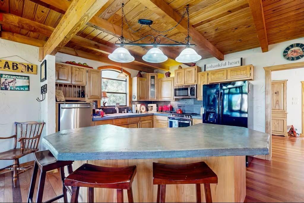 Cedar Crest - Residential