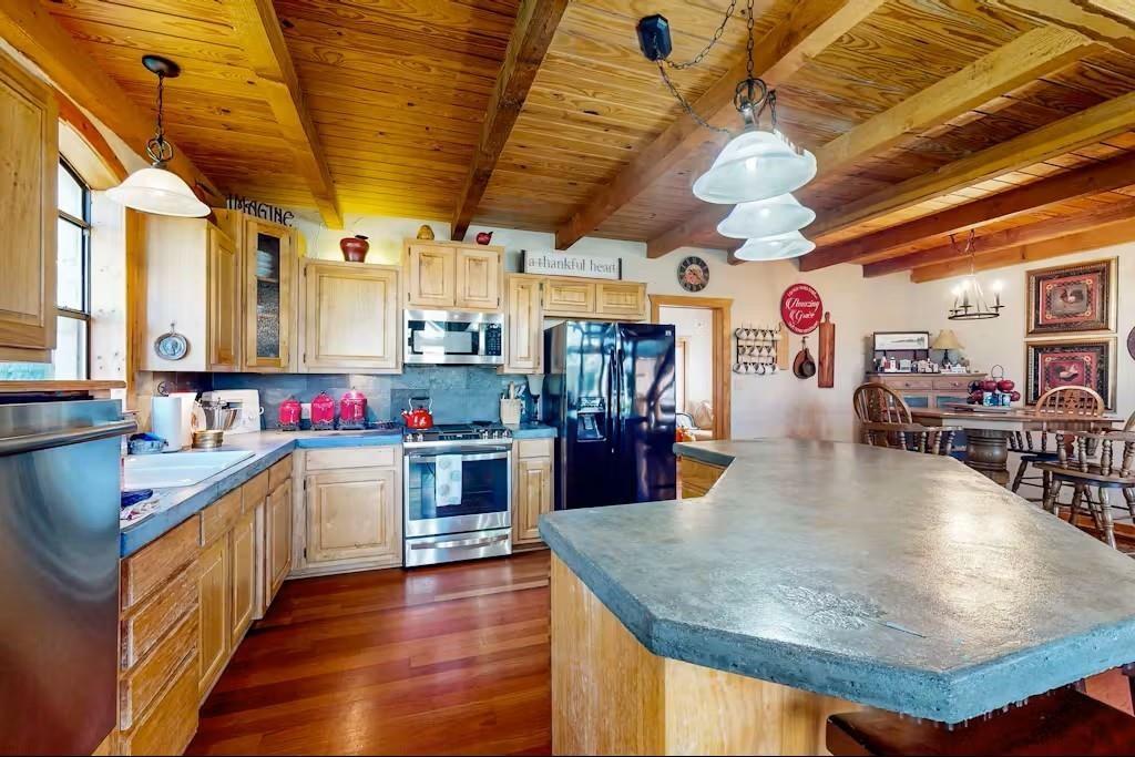 Cedar Crest - Residential