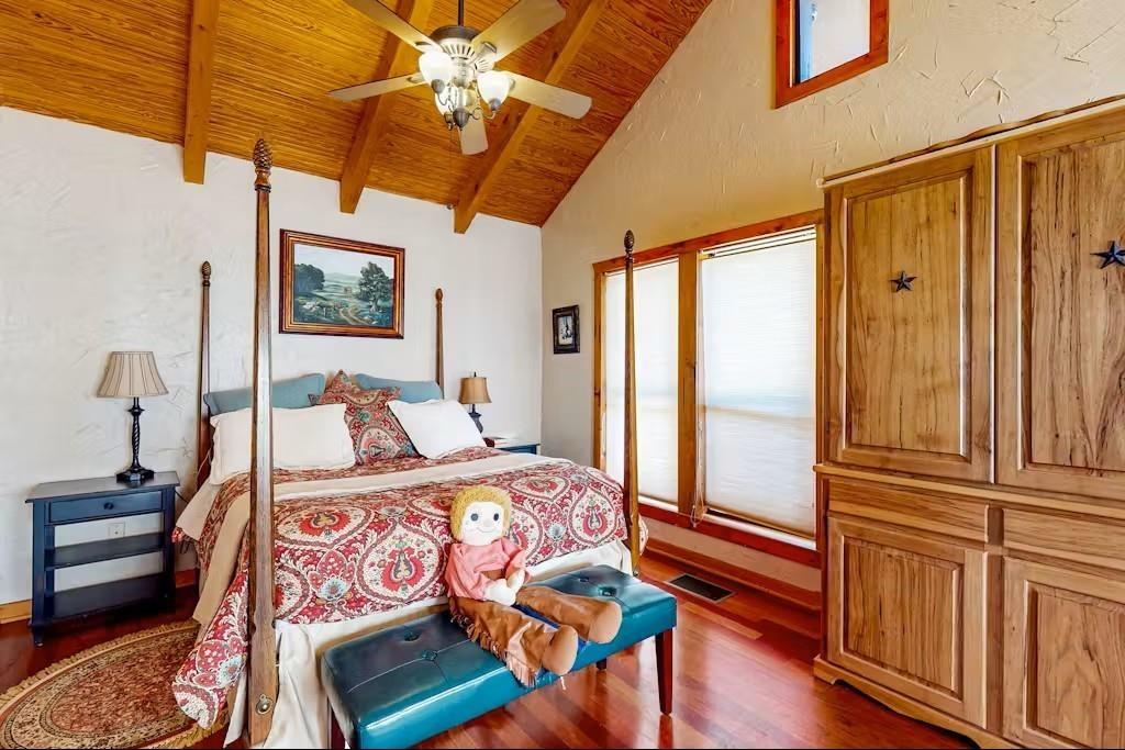 Cedar Crest - Residential