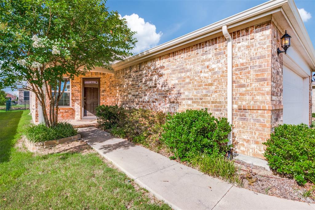 2111 Bentwater Lane